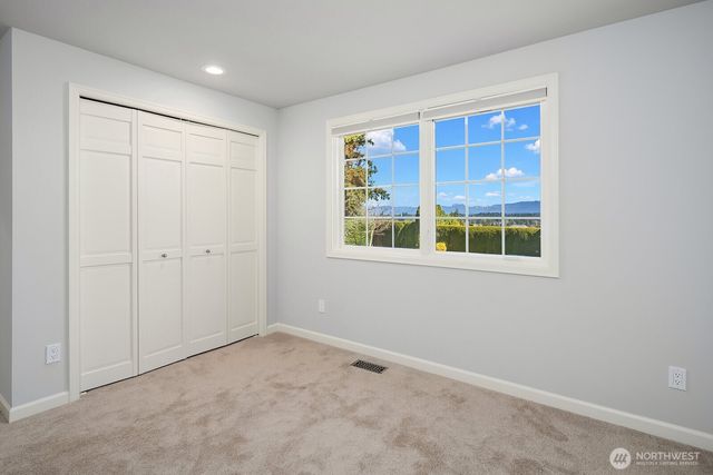 23308 SE 47th Way, Sammamish, WA 98075