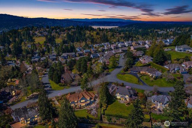 23308 SE 47th Way, Sammamish, WA 98075