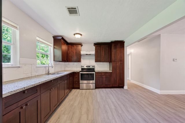 3031 Groton Drive, Houston, TX 77051