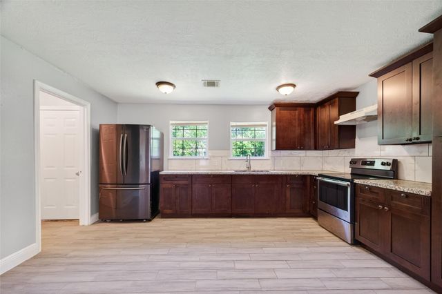 3031 Groton Drive, Houston, TX 77051