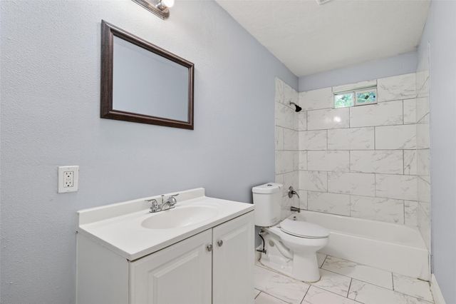 3031 Groton Drive, Houston, TX 77051