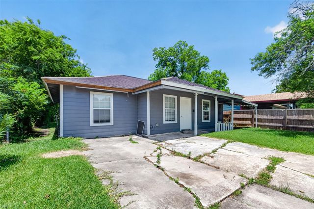 3031 Groton Drive, Houston, TX 77051