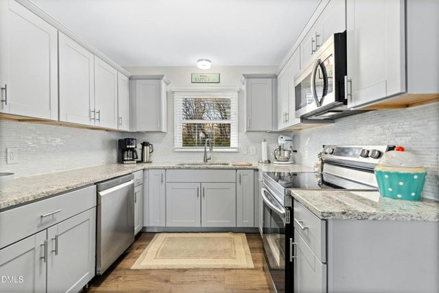 152 E Cedar Avenue, Wake Forest, NC 27587