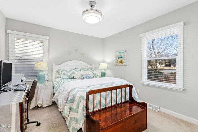 152 E Cedar Avenue, Wake Forest, NC 27587