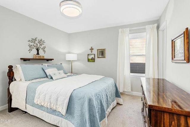 152 E Cedar Avenue, Wake Forest, NC 27587