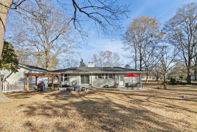 152 E Cedar Avenue, Wake Forest, NC 27587