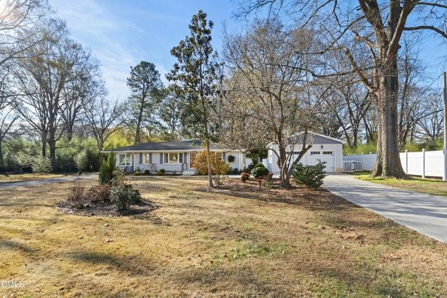 152 E Cedar Avenue, Wake Forest, NC 27587