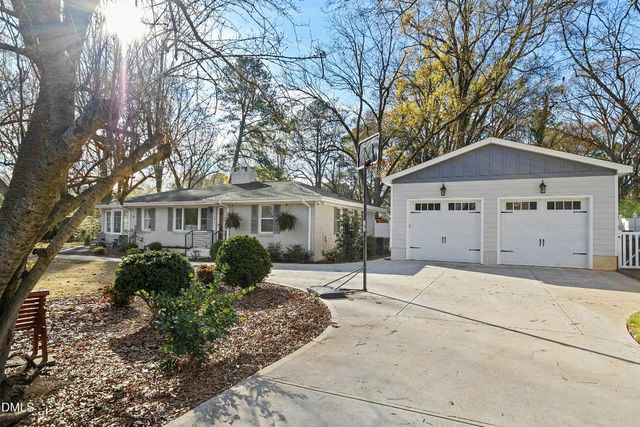 152 E Cedar Avenue, Wake Forest, NC 27587