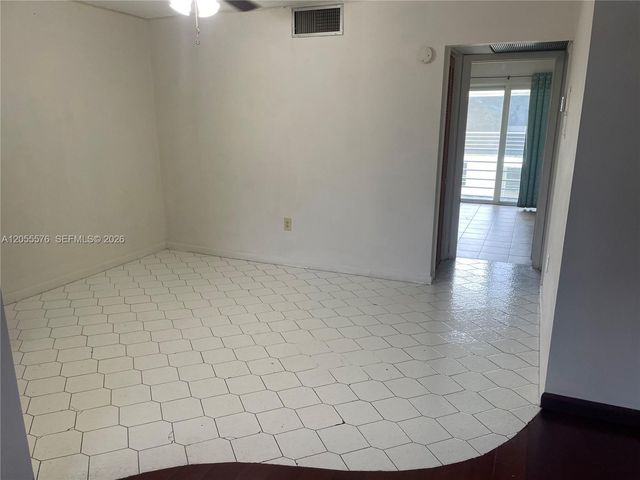 130 NE 202nd Ter S31, Miami Gardens, FL 33179