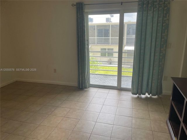 130 NE 202nd Ter S31, Miami Gardens, FL 33179