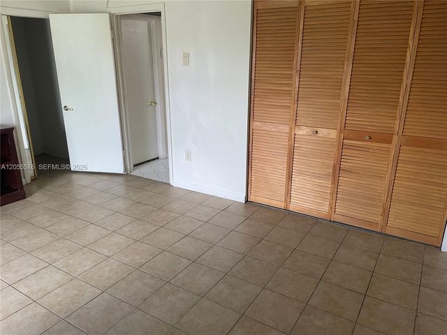 130 NE 202nd Ter S31, Miami Gardens, FL 33179
