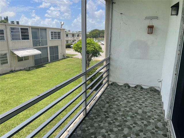 130 NE 202nd Ter S31, Miami Gardens, FL 33179