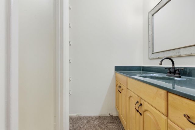 12621 Valleywood Dr, Little Rock, AR 72211