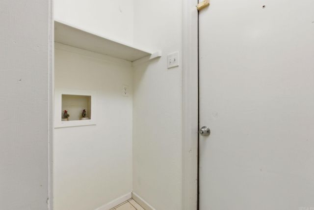 12621 Valleywood Dr, Little Rock, AR 72211