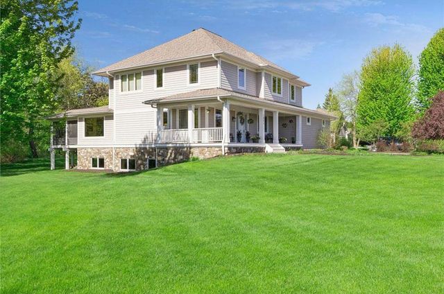 4854 Linden Trail N, Lake Elmo, MN 55042