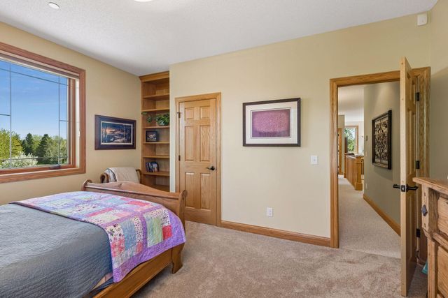 4854 Linden Trail N, Lake Elmo, MN 55042