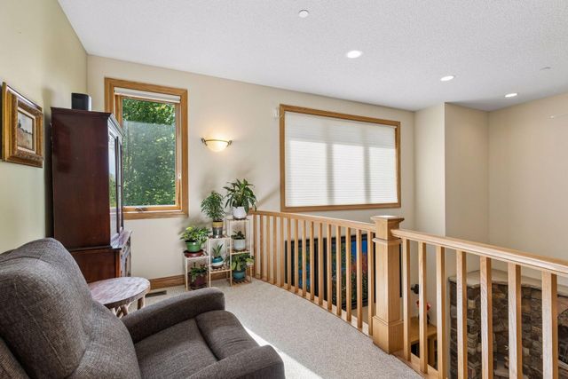 4854 Linden Trail N, Lake Elmo, MN 55042