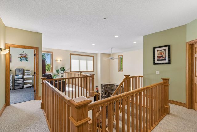 4854 Linden Trail N, Lake Elmo, MN 55042