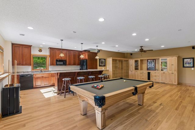4854 Linden Trail N, Lake Elmo, MN 55042