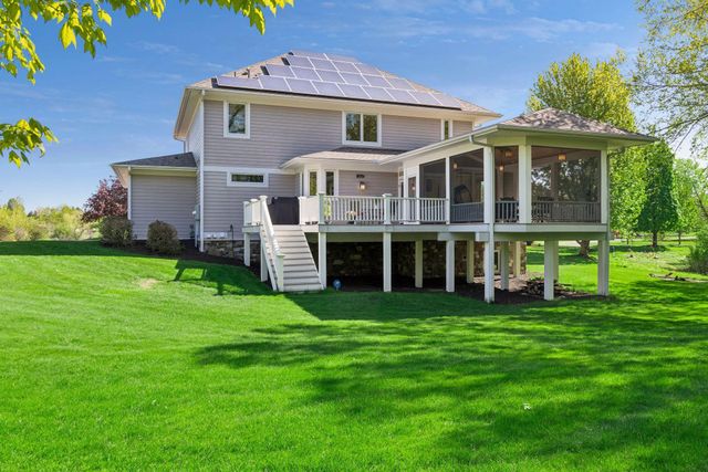 4854 Linden Trail N, Lake Elmo, MN 55042