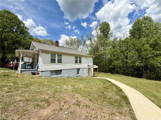 1098 6th Street A & B, North Wilkesboro, NC 28659
