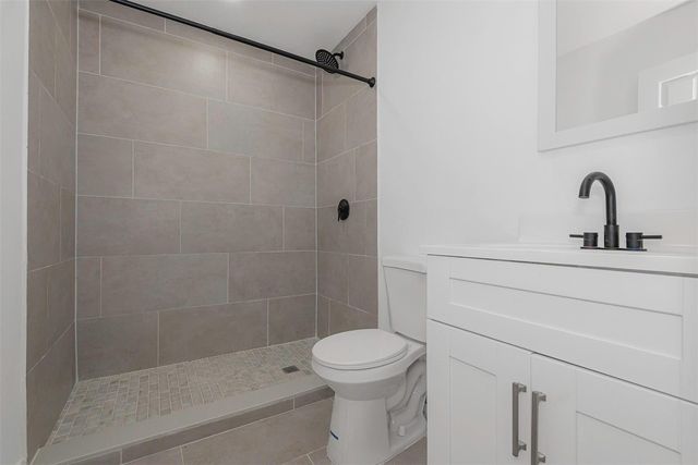 302 SW 15th Street, Dania Beach, FL 33004