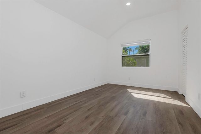 302 SW 15th Street, Dania Beach, FL 33004