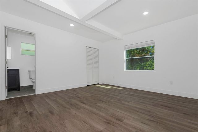 302 SW 15th Street, Dania Beach, FL 33004