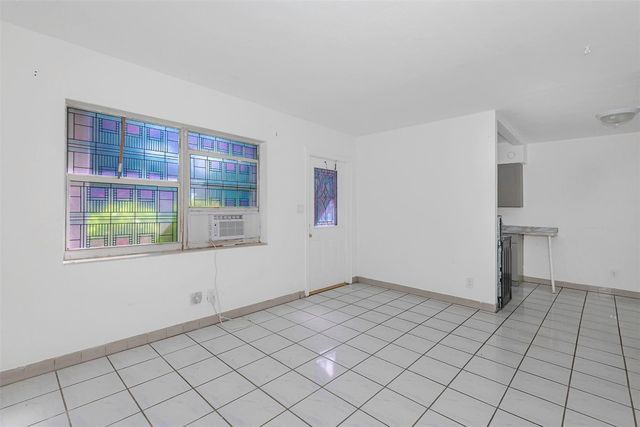 302 SW 15th Street, Dania Beach, FL 33004