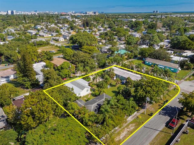 302 SW 15th Street, Dania Beach, FL 33004