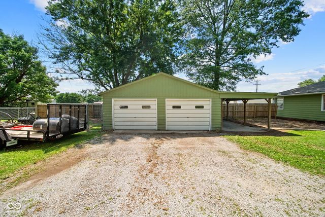 1519 E Springhill Drive, Terre Haute, IN 47802