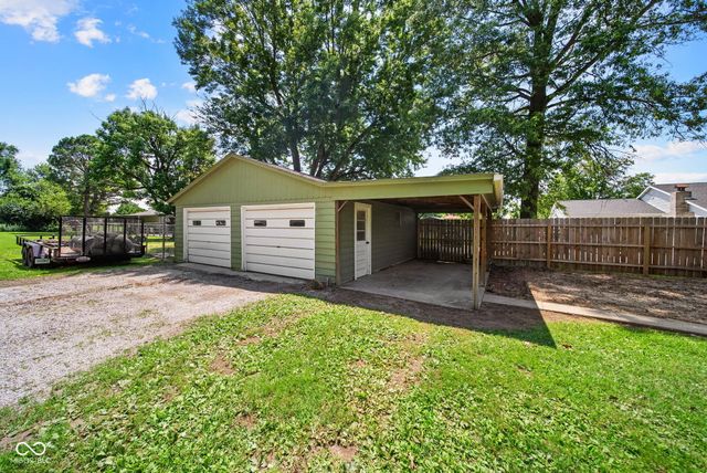 1519 E Springhill Drive, Terre Haute, IN 47802