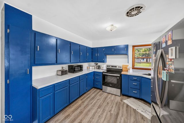 1519 E Springhill Drive, Terre Haute, IN 47802