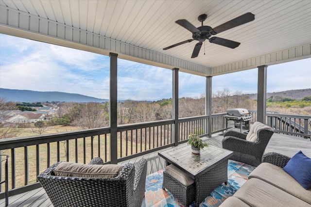 5690 Sullivan LN, Roanoke, VA 24012