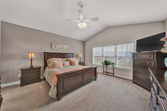 5690 Sullivan LN, Roanoke, VA 24012