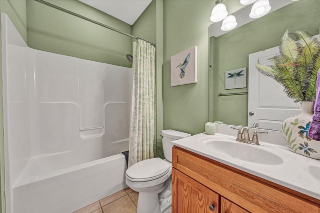 5690 Sullivan LN, Roanoke, VA 24012