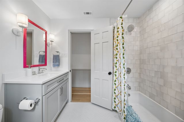 13220 Wittmore Circle, Dallas, TX 75240