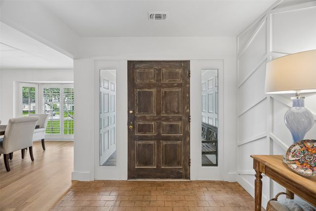 13220 Wittmore Circle, Dallas, TX 75240