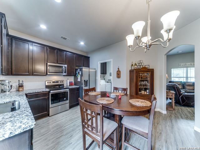 326 VALLEY STAR DR, Canyon Lake, TX 78133