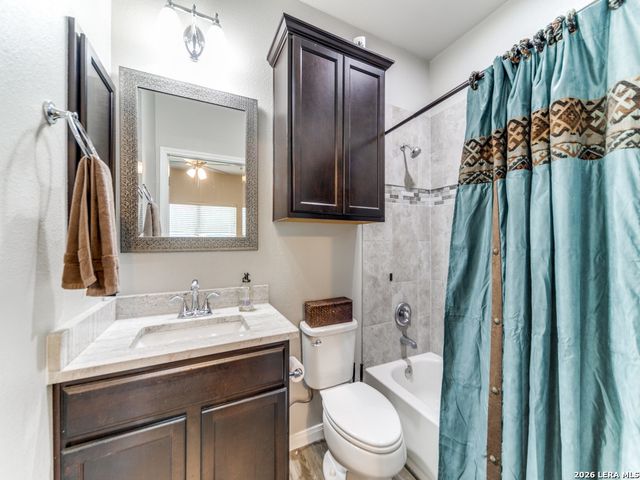 326 VALLEY STAR DR, Canyon Lake, TX 78133