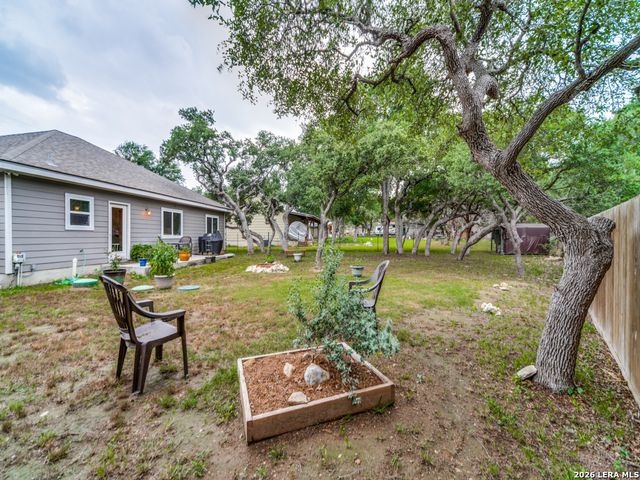 326 VALLEY STAR DR, Canyon Lake, TX 78133