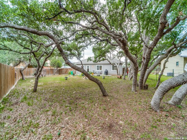 326 VALLEY STAR DR, Canyon Lake, TX 78133