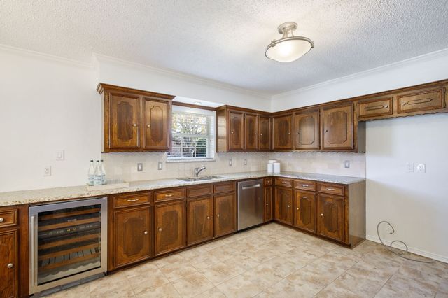 1430 N Trail Drive, Carrollton, TX 75006