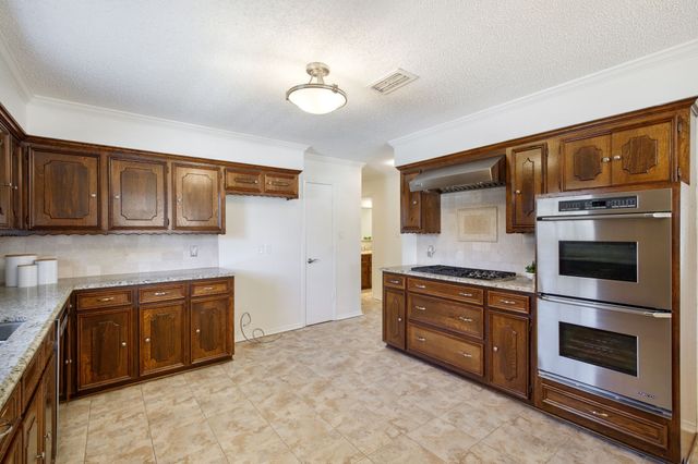 1430 N Trail Drive, Carrollton, TX 75006