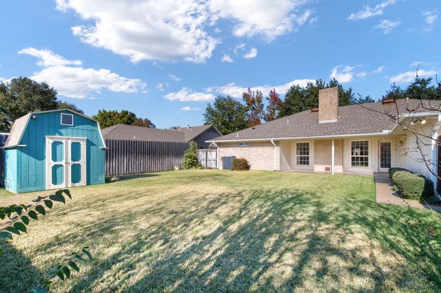 1430 N Trail Drive, Carrollton, TX 75006