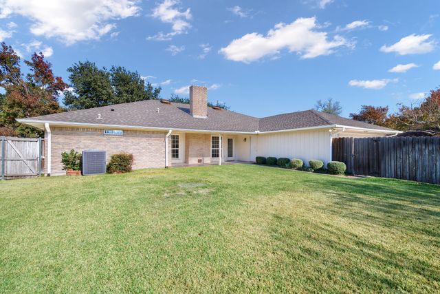 1430 N Trail Drive, Carrollton, TX 75006