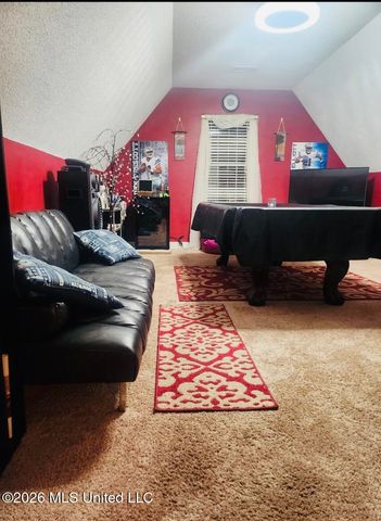 3881 W Farm Pond Cove, Southaven, MS 38671