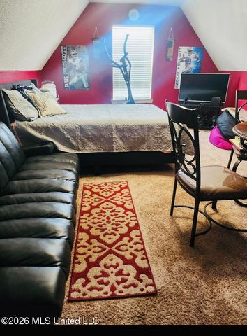 3881 W Farm Pond Cove, Southaven, MS 38671