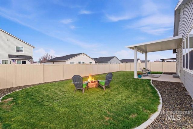 17627 N Helmer Ave, Nampa, ID 83687