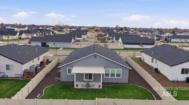 17627 N Helmer Ave, Nampa, ID 83687